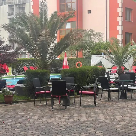 Резиденс Бахами Sunny Beach